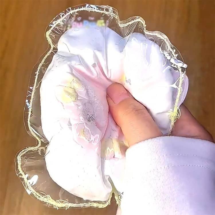 スクイーズ さくらおにぎり ぷにぷに メロジョイ スクイーズ 低反発 大福 桜 ふわふわ おもちゃ 肉球 感触 プッシュ 食品サンプル 握って遊ぶ お |  | 12