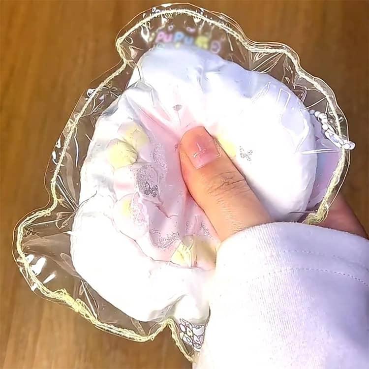 スクイーズ さくらおにぎり ぷにぷに メロジョイ スクイーズ 低反発 大福 桜 ふわふわ おもちゃ 肉球 感触 プッシュ 食品サンプル 握って遊ぶ お |  | 01