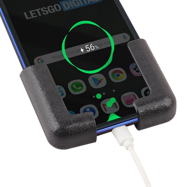 スマホホルダー 送料無料 車載ホルダー スマホスタンド セパレート 多機種対応 粘着タイプ スマホ置き 車用 タブレット ホルダー ダッシュボード 壁 |  | 02