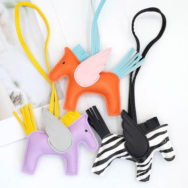 2個セット ペガサス キーホルダー 馬 皮革 バッグチャーム 飾り うま