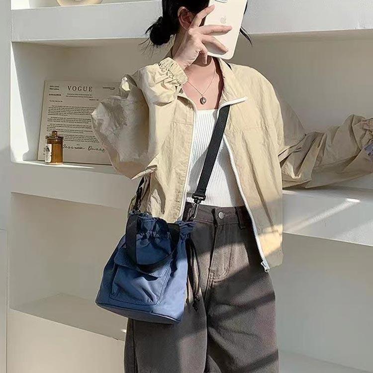 美品　les petits joueurs ショルダーバック　巾着型　ハンド 美品 les petits joueurs ショルダーバック 巾着型 ハンド Les