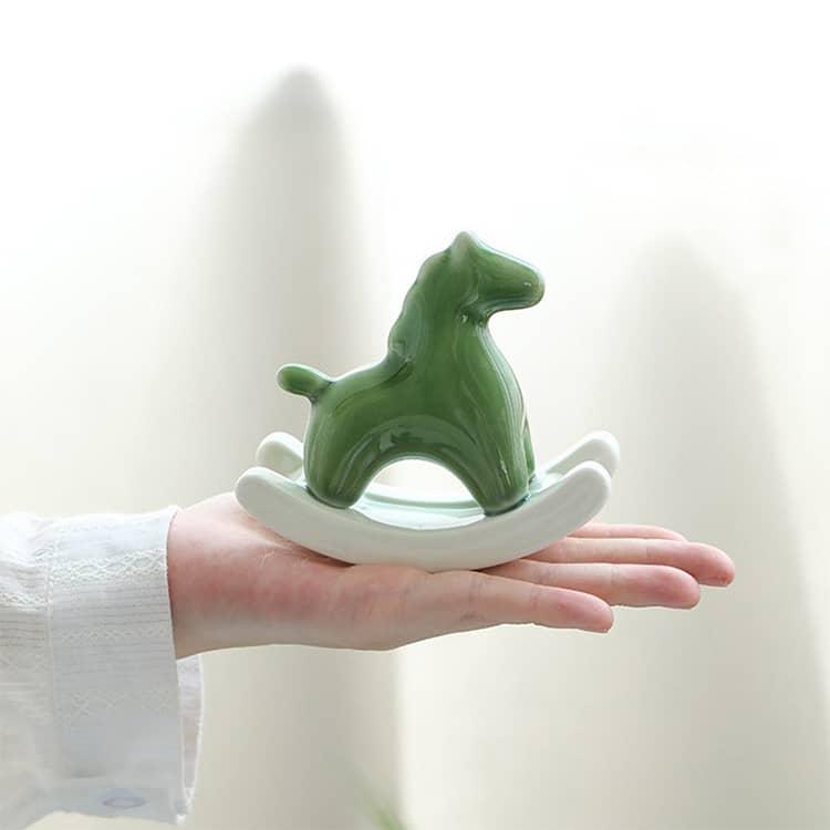 置物 干支飾り 馬の置物 セラミック 馬の置き物 陶器 オブジェ