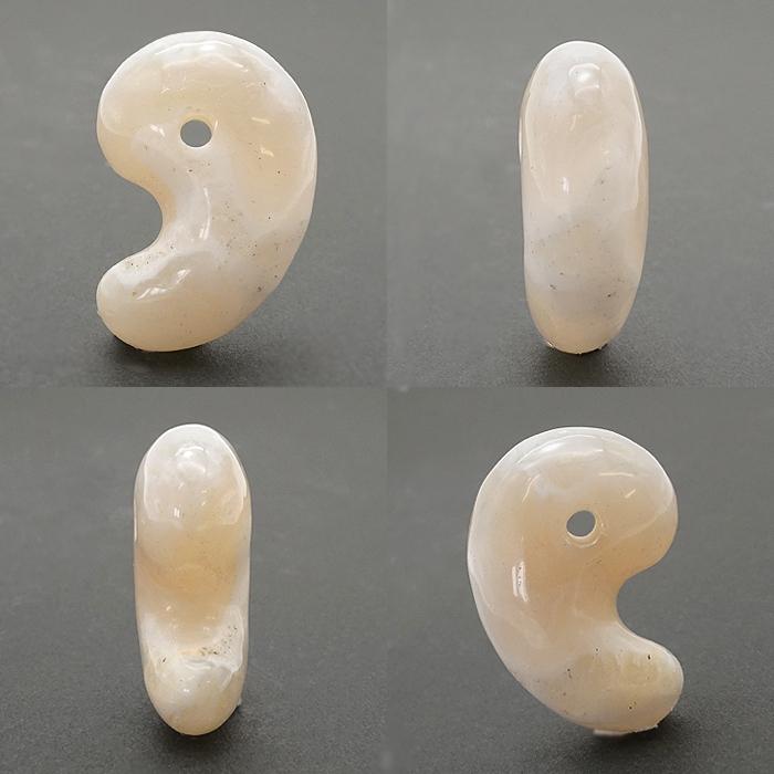 山形メノウ 勾玉 30mm 日本銘石 国石 山形県産 日本製 Yamagata Agate