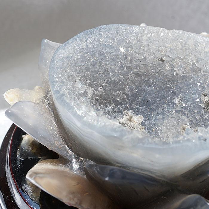 メノウ 蓮 ジオード ブラジル産 木製台座付き 【一点物】 agate 蓮の花