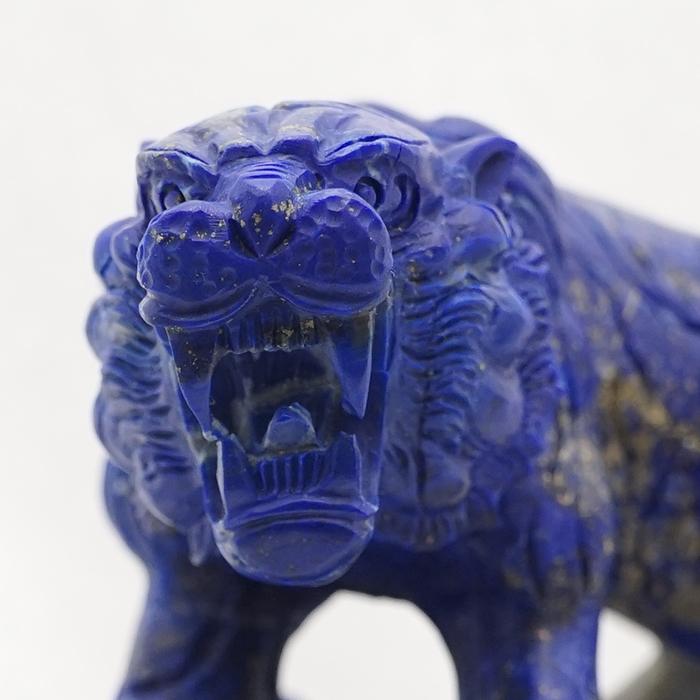 天然石 ラピスラズリ 彫刻 アロワナ 置物 台座付き 天然石 ラピスラズリ 彫刻 アロワナ 置物 台座付き 一点物】 虎の