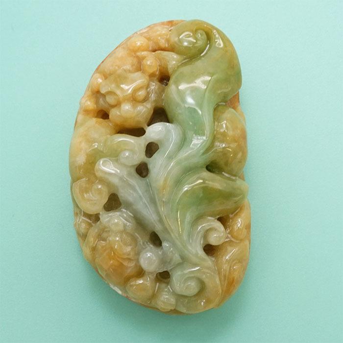 【一点物】 翡翠 龍 彫り物 約44.5g ミャンマー産 2024年 干支 辰年 たつ 迎春 天然石 パワーストーンの画像