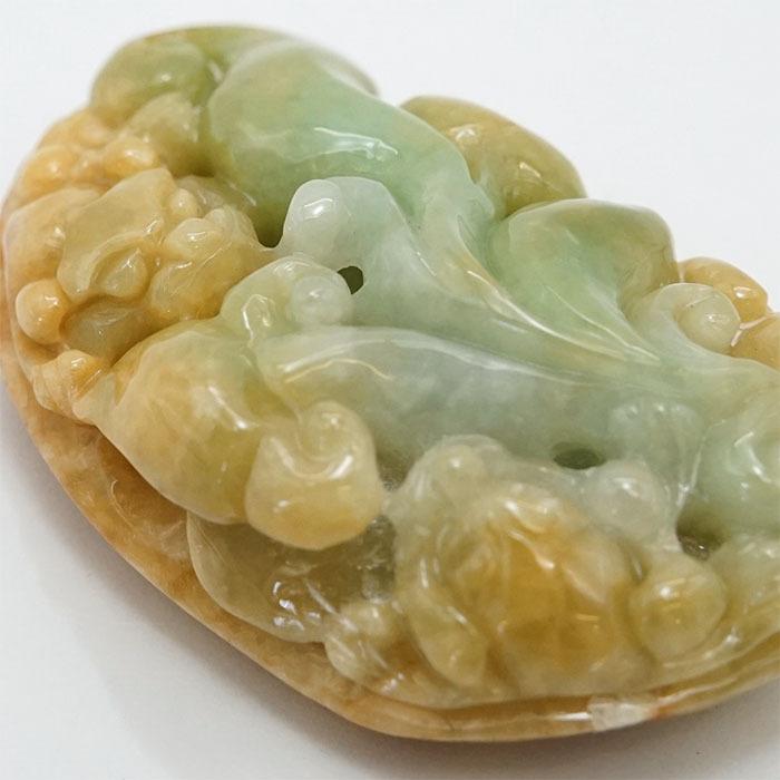 【一点物】 翡翠 龍 彫り物 約44.5g ミャンマー産 2024年 干支 辰年 たつ 迎春 天然石 パワーストーンの画像