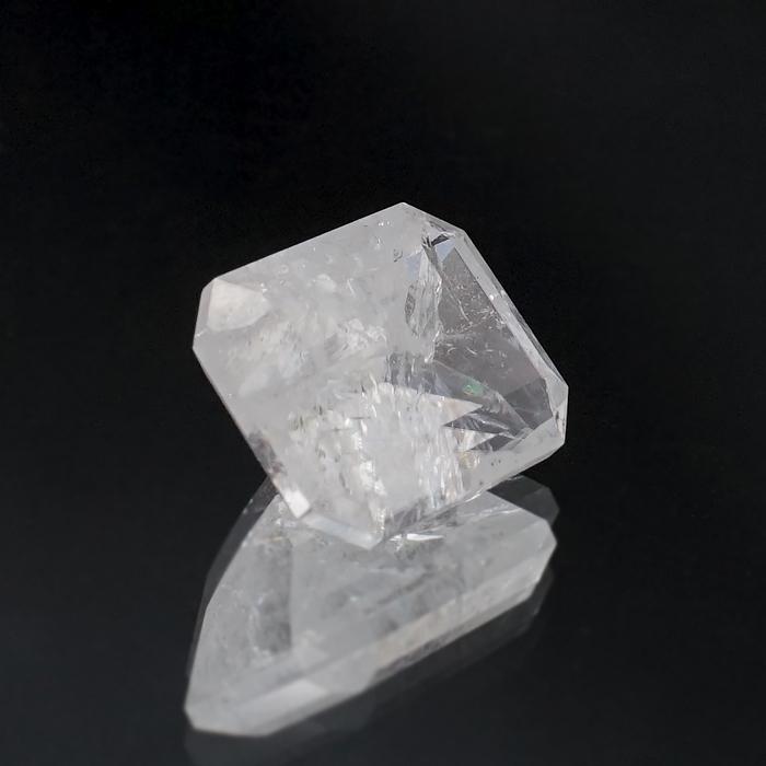 フェナカイト ルース 約7.2ct エメラルドカット 【一点物】 ロシア産 フェナス石 希少石 レア 誕生石 裸石 鉱物 浄化 お守り 天然石 パワーストーンの画像