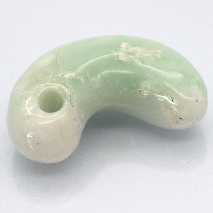 一点物】 糸魚川翡翠 勾玉 2.6g 新潟県産 五月誕生石 : 天然石工房