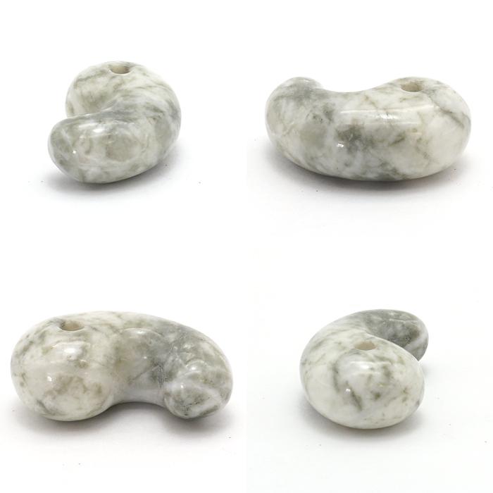 糸魚川翡翠 勾玉 約20mm 新潟 鉱物 天然石 パワーストーン : 天然石