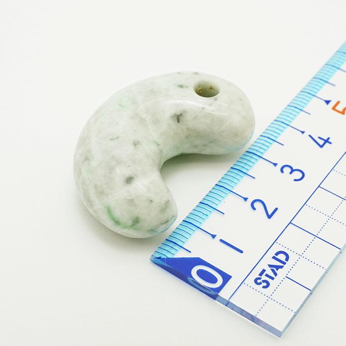 即購入可★ 糸魚川翡翠 勾玉 19.1g 姫川産 一点物 ひすい ヒスイ 国石 5月誕生石 パワーストーン 天然石 【1556941696】(54890円)