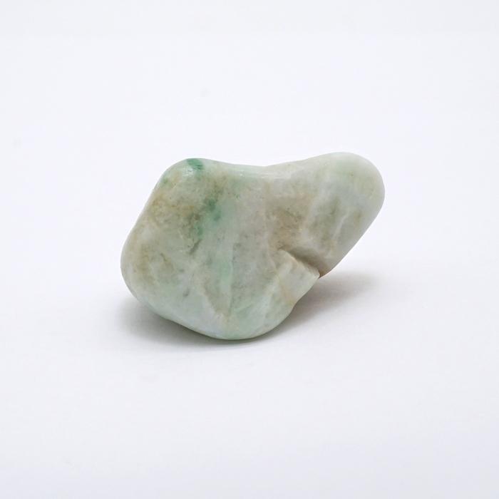 一点物】 希少 糸魚川翡翠 原石 12.5g 新潟県産 硬玉 ジェダイド 5月