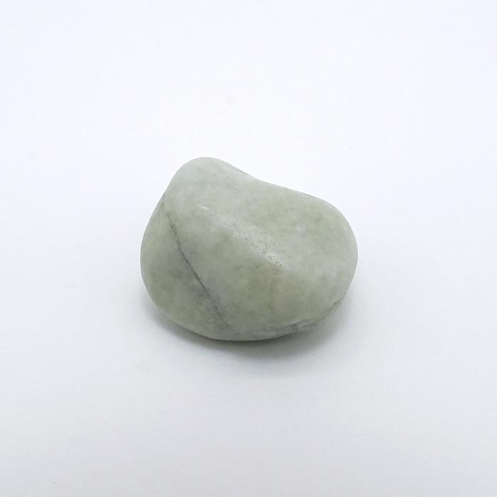 一点物】 希少 糸魚川翡翠 原石 14.1g 新潟県産 硬玉 ジェダイド 5月