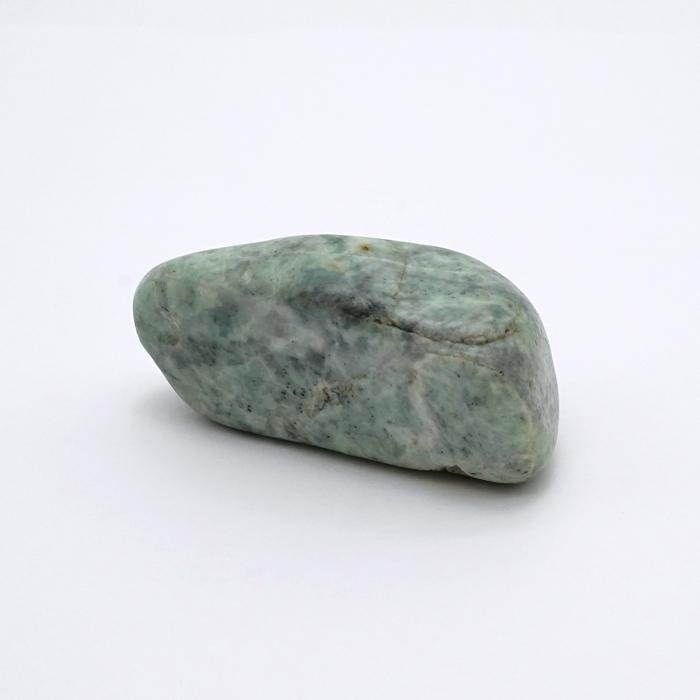 一点物】 希少 糸魚川翡翠 原石 46.5g 新潟県産 硬玉 ジェダイド 5月