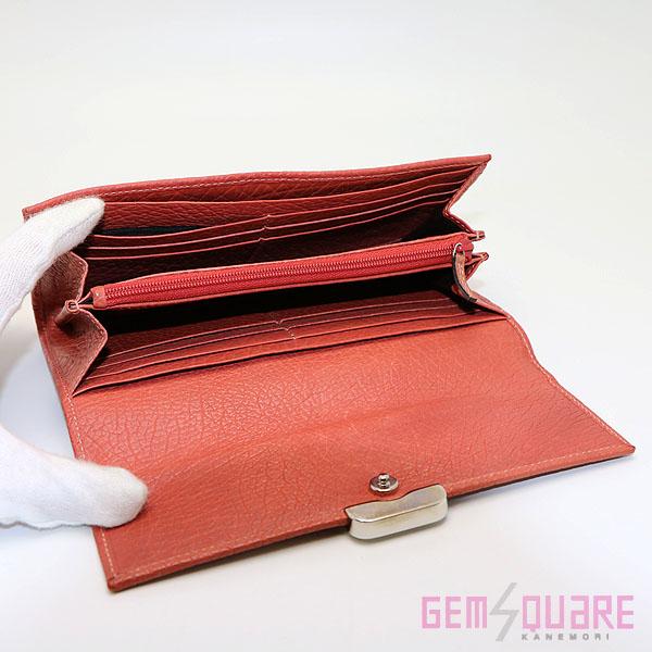 GUCCI グッチ 二つ折り財布 ベージュ サーモンピンク 中古 GUCCI（グッチ） 【値下げ交渉可】GUCCI 二つ折り財布 ベージュ