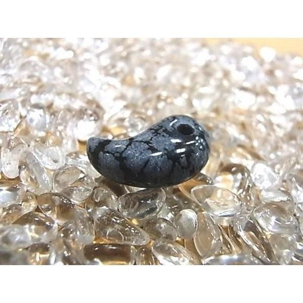 勾玉 スノーフレイクオブジディアン Sサイズ 小さめ 天然石 パワーストーン 曲玉 お守り |  | 01