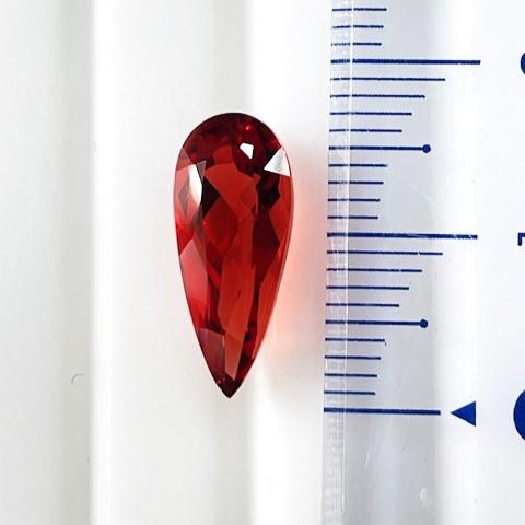 アンデシン　ペアシェイプ　3.42ct　ルースの画像