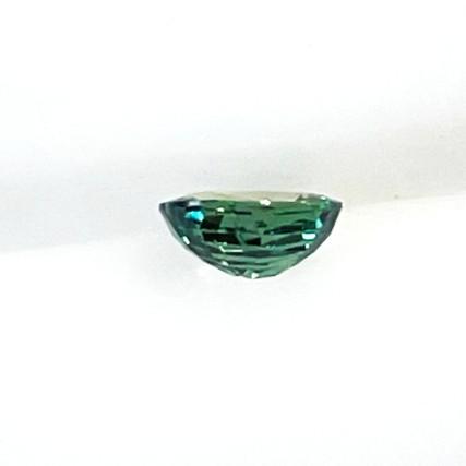 アレキサンドライト　オーバル　0.32ct　ブラジル産　ソーティング付きルースの画像
