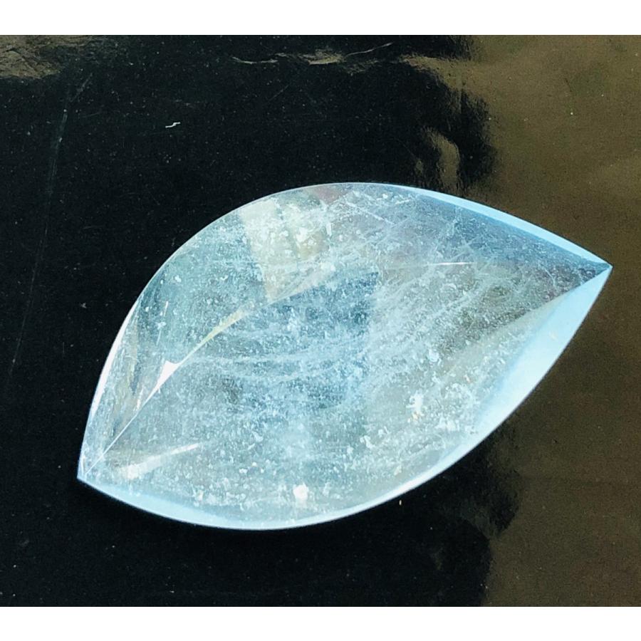 ブルートパーズ　変型　21.20ct　ルースの画像
