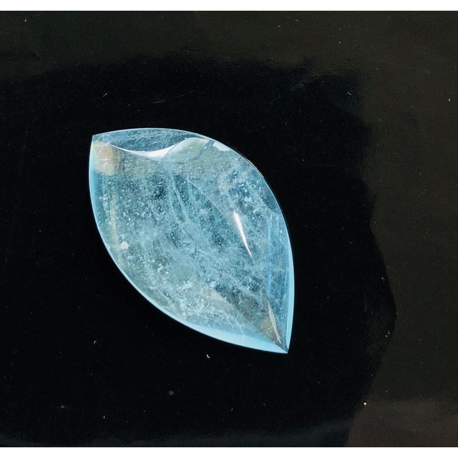 ブルートパーズ　変型　21.20ct　ルースの画像