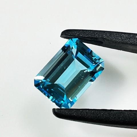 ブルートパーズ ステップカット 9.04ct ルース : gem-ichinoseYahoo!店