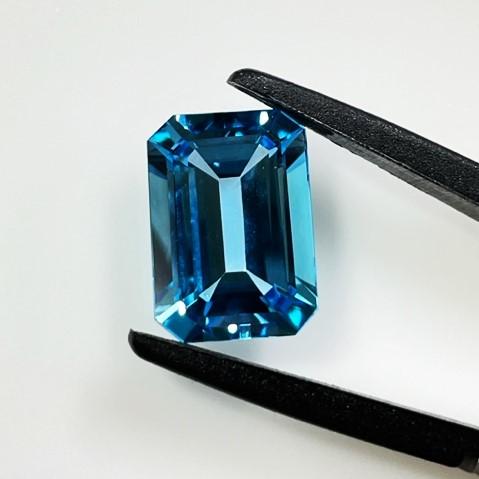 ブルートパーズ ステップカット 18.80ct ルース : gem-ichinoseYahoo