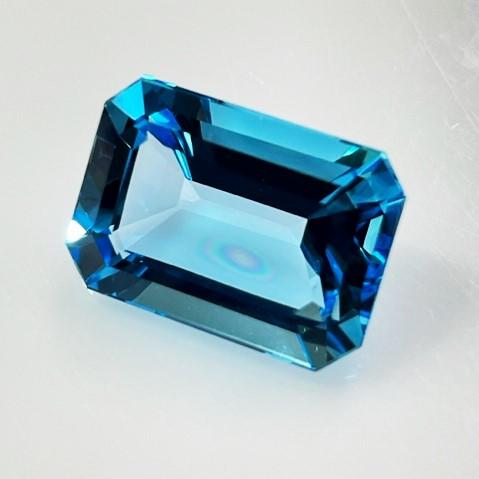 ブルートパーズ ステップカット 18.80ct ルース : gem-ichinoseYahoo