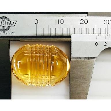 シトリン　大粒カボションカット　カービング37.81ct　ルースの画像