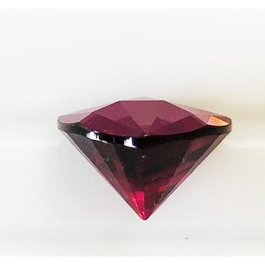 ロードライトガーネット　トリリアントカット　8.58ct　ルースの画像