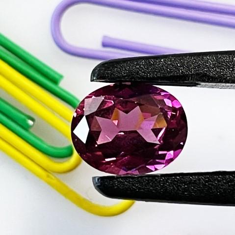 ロードライトガーネット　オーバル　3.41ct　ルースの画像