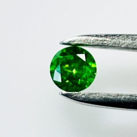 デマントイドガーネット　0.21ct　3.5mm　ラウンドカット　　ルース　ソーティングメモ付きの画像