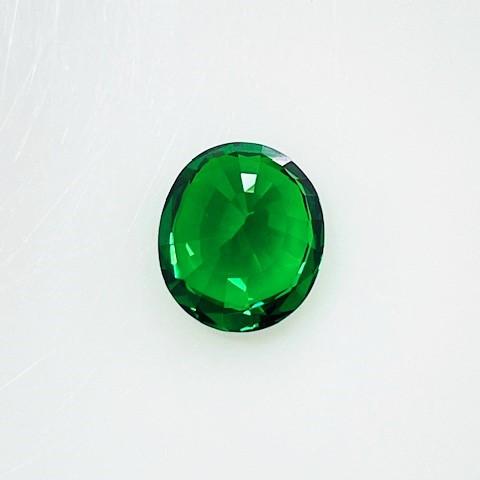 グリーンガーネット　1.2〜2.2mm　ラウンドカット グラデーションの画像