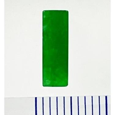 ヒスイ　板状　4.77ct　ルース　翡翠  ソーティング付きの画像