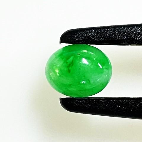 ヒスイ　オーバル　2.16ct　ソーティング付き　ルース　翡翠の画像