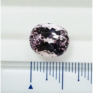クンツァイト　オーバル　7.08ct　ルースの画像