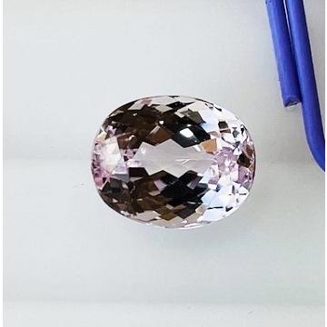 クンツァイト　オーバル　3.85ct　ルース
