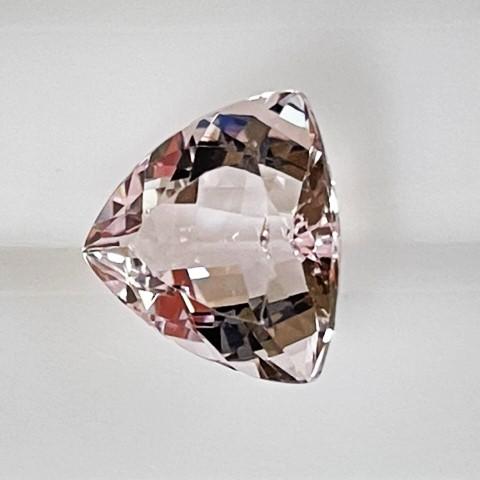 モルガナイト トリリアント 3.16ct ルース : gem-ichinoseYahoo!店 