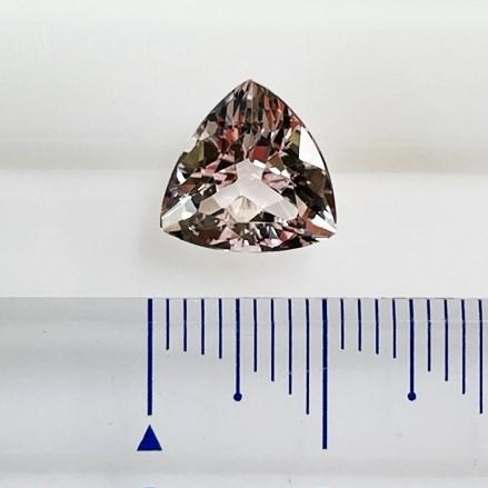 モルガナイト トリリアント 3.16ct ルース : gem-ichinoseYahoo!店 