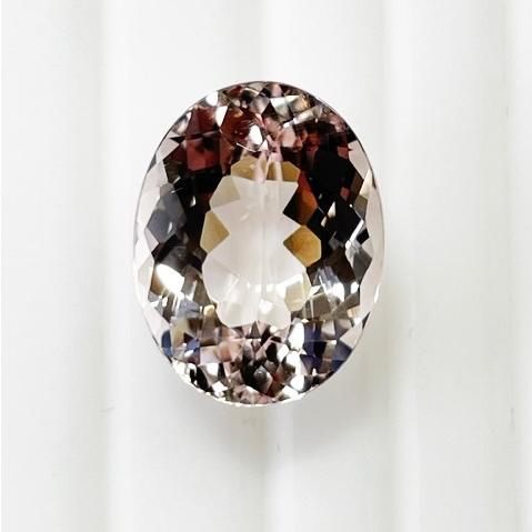 モルガナイト　オーバル　11.20ct　ルースの画像