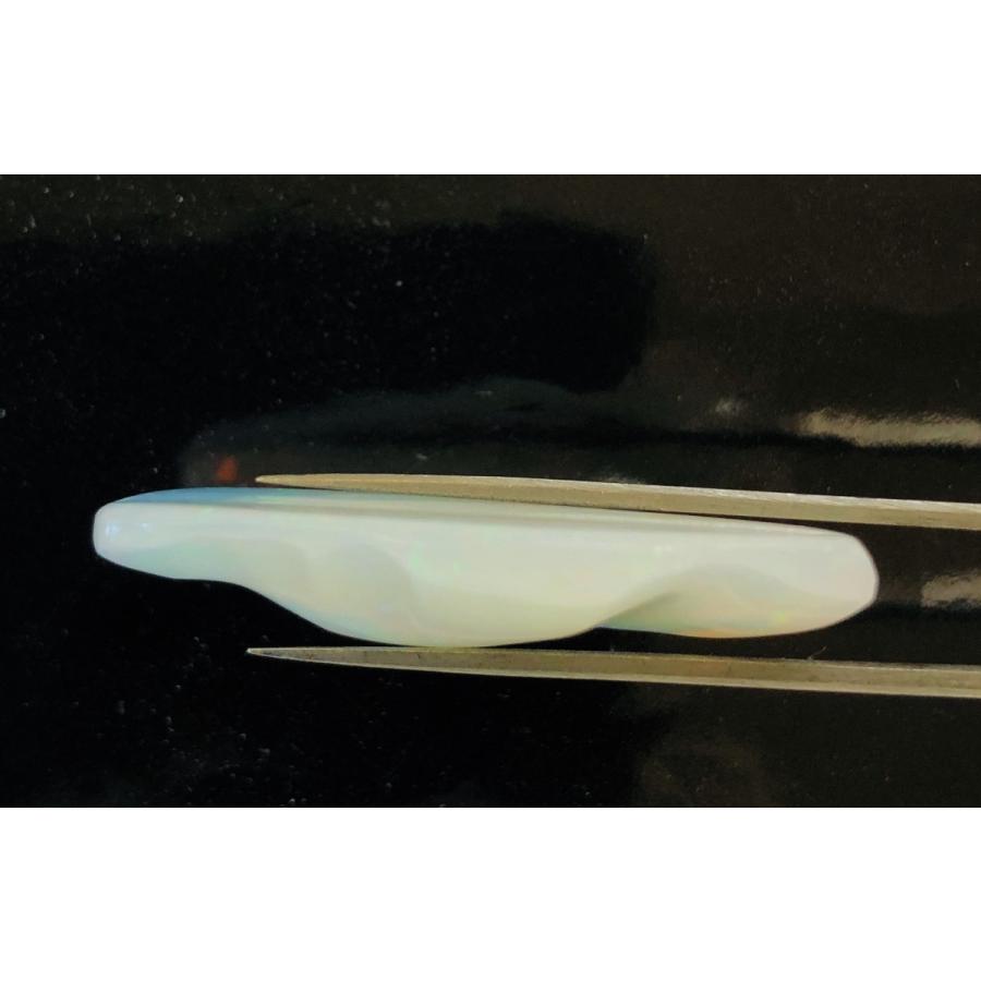 オーストラリアオパール　29.40ct　ルースの画像