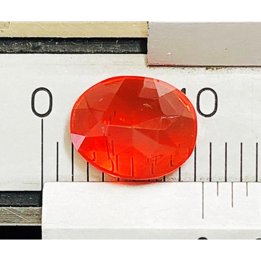 メキシコオパール　オーバルバフトップ　1.03ct　ルースの画像