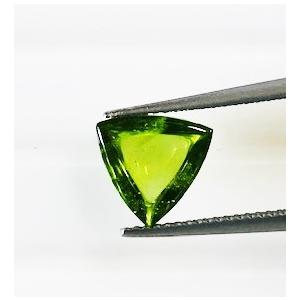 ペリドット　トリリアント　カボション　2.84ct　ルースの画像