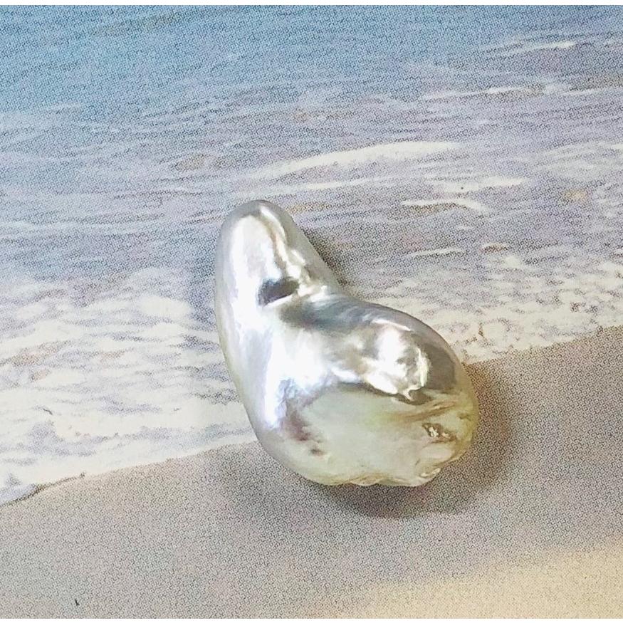 南洋パール　バロック　18.03ct　真珠　ルース