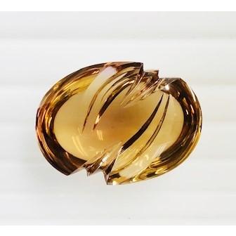 スモーキークォーツ　カービング　50.11ct　ルースの画像