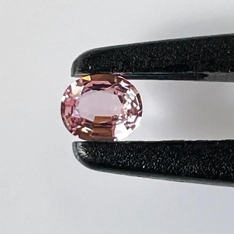 パパラチアサファイア　0.568ct　DGL 鑑別書付き　ルースの画像
