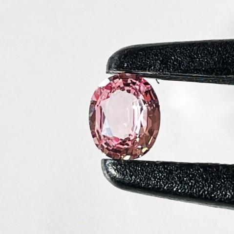 パパラチアサファイア　0.568ct　DGL 鑑別書付き　ルースの画像