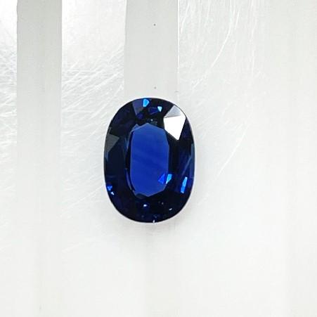 サファイア　1.32ct　オーバルカット　ルースの画像