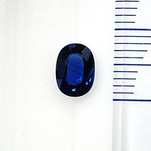 サファイア　1.32ct　オーバルカット　ルースの画像