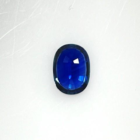 サファイア　1.32ct　オーバルカット　ルースの画像