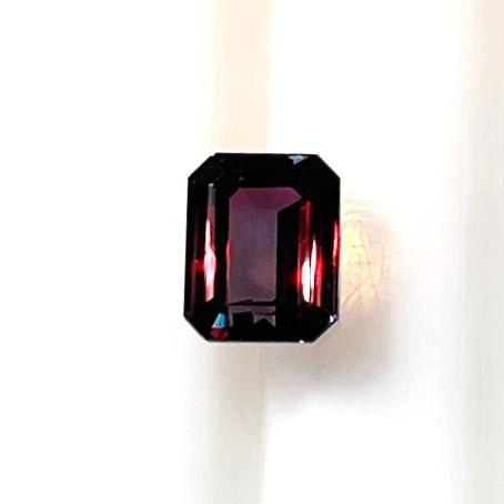サファイア カラーチェンジタイプ 0.73ct ステップカット ソーティング